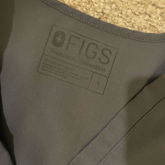 Figs Charcoal Casma Scrub Too - Picture 2 of 3